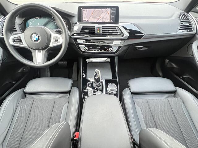 BMW X3 xDrive30e X-Line Panodak Trekhaak ACC Driving Assist Plus Elek stoelen Navigatie Live Cockpit Prof Carplay Stuur en Stoelverwarming DAB 360 Camera Harman Kardon Audio Vol Opties Plug in Hybride