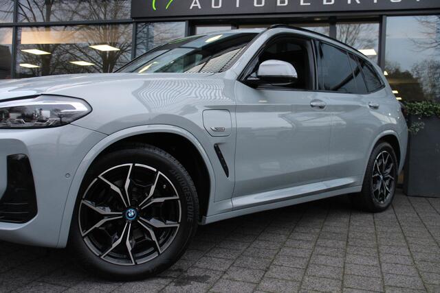 BMW X3 xDrive30e High Executive Shadowline/Navi/360Camera/Harman Kardon/Paoramadak/Leder/19Inch