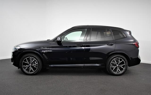 BMW X3 xDrive30e M Sport High Executive | Leder | Schuif/kantel dak | Navigatie | Climate Control | Camera | Electrisch bedienbare achterklep | Active Cruise Control | 19" Lichtmetalen velgen