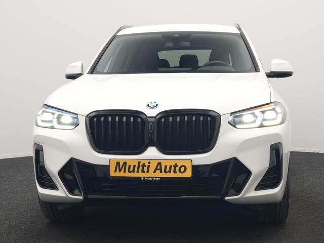 BMW X3 xDrive30e M Sport Plug In Hybrid 293pk Dealer O.H PHEV | Laser LED | 360 Camera | 20"L.M | Head Up | Shadow Line | Lederen Sportstoelen Verwarmd | Sfeerverlichting | BLIS |