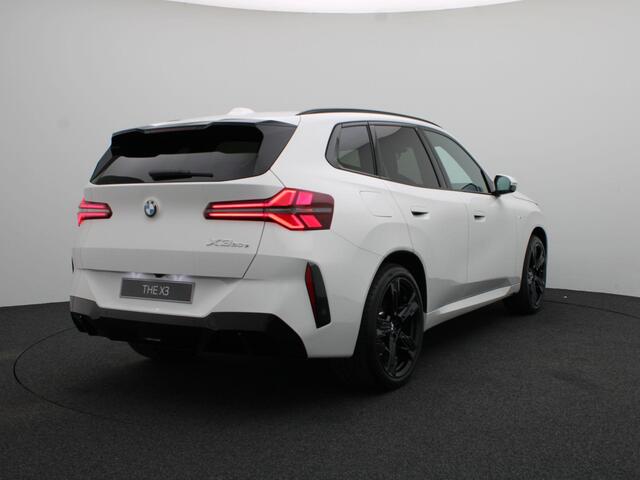 BMW X3 30e xDrive M Sportpakket Pro | Professional Pack | Premium Pack | Trekhaak | Iconic Glow