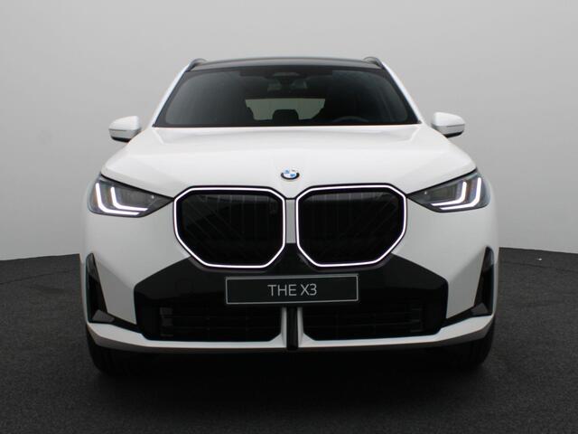 BMW X3 30e xDrive M Sportpakket Pro | Professional Pack | Premium Pack | Trekhaak | Iconic Glow