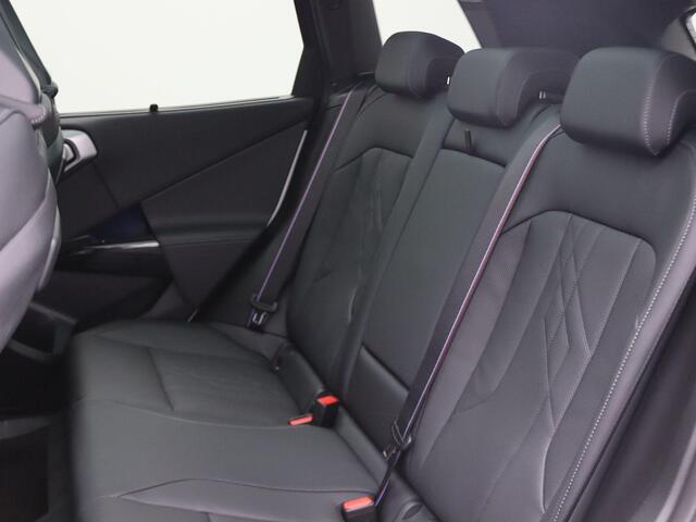 BMW X3 30e xDrive M Sportpakket Pro | Professional Pack | Premium Pack | Trekhaak | Iconic Glow