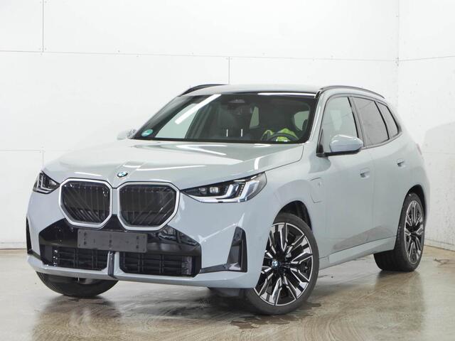 BMW X3 30e xDrive M-Sport | Panorama | 21" | Trekhaak | Harman Kardon | Ventilatie | Driving Assistant Plus |