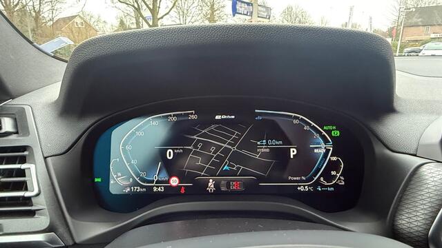 BMW X3 30E X-DRIVE M SPORT 20inch/Trekhaak/Live cockpit Prof