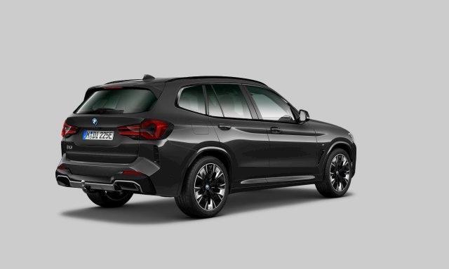 BMW X3 iX3 80 kWh M-Sport | Panoramadak | Harman Kardon | Elektr. Trekhaak