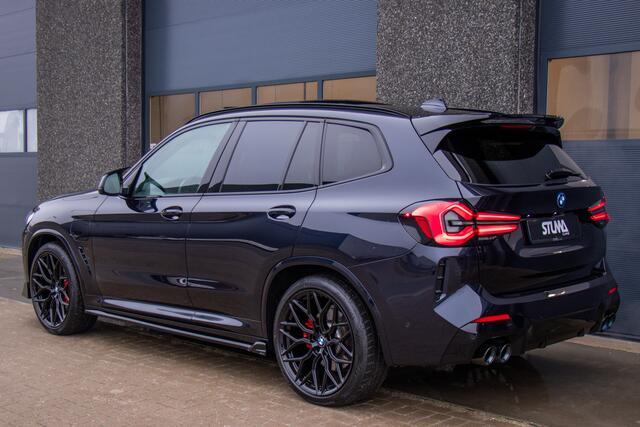 BMW X3 xDrive30e High Executive | M-Sport | Pano | LED | HUD | M-Seats | Sfeer | Harman Kardon | Camera | 21 Inch | X3M Pack | Shadow Line | Carbon-Zwart | Live Cockpit Pro | 1 Eigenaar | Dealer Onderhouden | BTW | Garantie