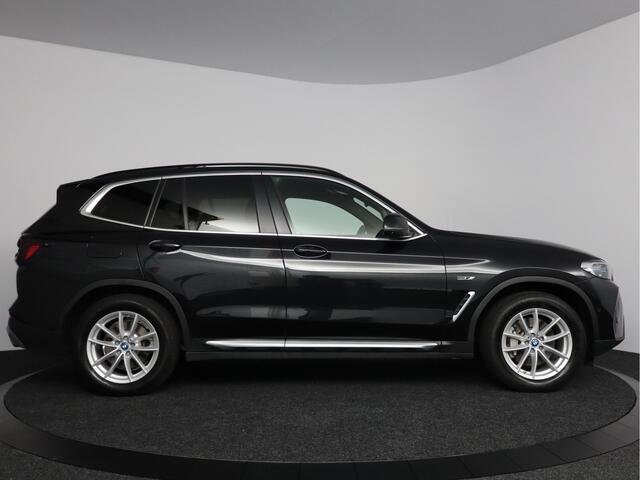 BMW X3 xDrive30e | Panoramadak | Trekhaak | Sportstoelen | Plug-in Hybrid