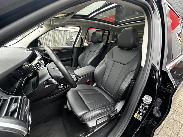 BMW X3 xDrive30e Executive Panorama|Camera|Adaptief