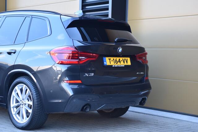 BMW X3 xDrive30e High Executive * BMW Live Cockpit * Panoramadak * 20 Inch * Trekhaak *