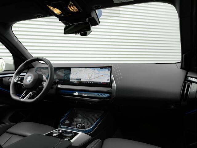 BMW X3 30e xDrive - M-Sport Pro - Pano - Trekhaak - Head-up - Stuurwiel Verwarmd