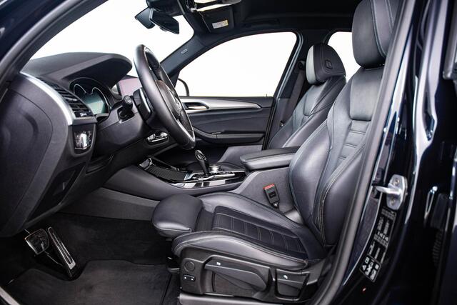 BMW X3 xDrive20i High Executive M Sport - Trekhaak - Parking/Driving Assistant plus - Elektrisch verwarmde voorstoelen - Head up - Active Protection - Grootlichtassistent - Adaptieve LED koplampen - Deactivering passagiersairbag -
