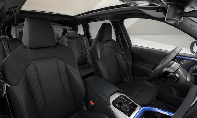 BMW X3 30e xDrive M-Sport Pro / Stoelventilatie / Stuurverwarming / Pano / Trekhaak / ACC