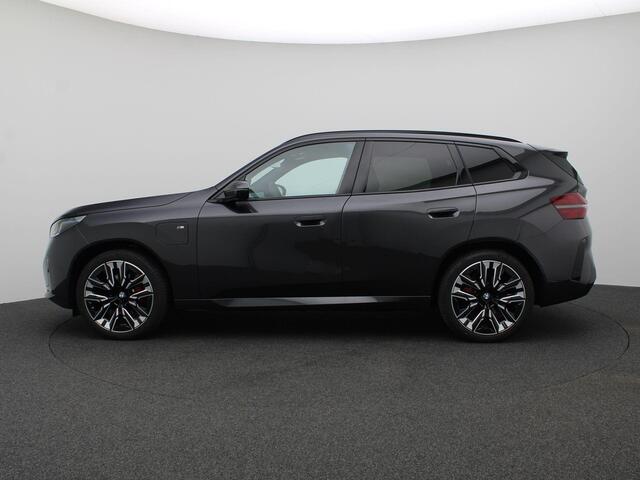 BMW X3 30e xDrive 299PK Aut. M-Sport, Panoramadak, Trekhaak, Head-Up Display, Harman Kardon, 21" LM Velgen, Keyless, 360gr. Camera,