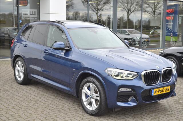 BMW X3 xDrive30i M Pakket Panoramadak | Leer Memory | Adap. Cruise | Trekhaak | Stoelv. V+A | Head up | Vol ! Dealer onderhouden!