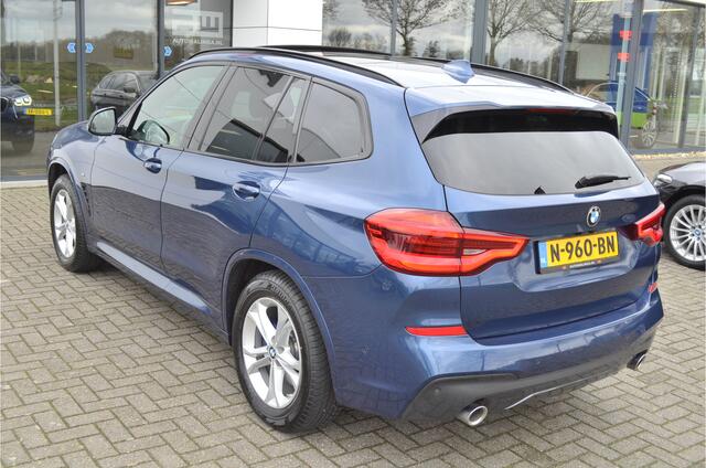 BMW X3 xDrive30i M Pakket Panoramadak | Leer Memory | Adap. Cruise | Trekhaak | Stoelv. V+A | Head up | Vol ! Dealer onderhouden!