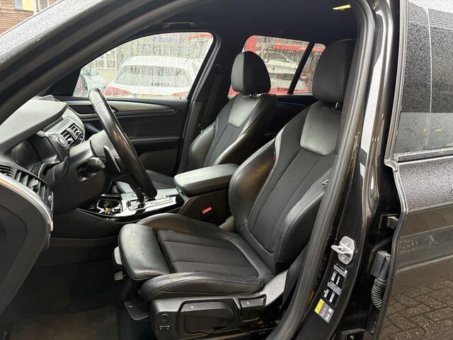 BMW X3 xDrive30e M Sport Plug-in Hybride | PHEV | Elek. Trekhaak | 20 inch | M pakket | Stoelverwarming | Shadowline Exterior | Adaptive Led verlichting | Hifi | Volledig digitaal instrumentenpaneel