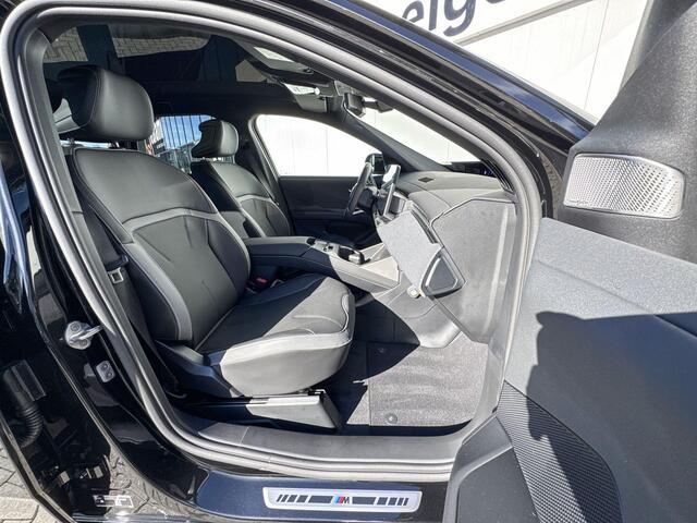 BMW X3 iX3 50 xDrive 113 kWh | M Sportpakket | Innovation Pack | Trekhaak