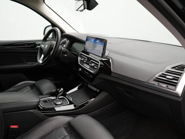 BMW X3 xDrive30e X Line FACELIFT Plug In Hybrid 293pk Dealer O.H. PHEV | 360 Camera | Sportstoelen Verwarmd | Apple Carplay | Hifi Audio | Virtual Cockpit | Navigatie | Cruise Control | DAB | LED Koplampen | 18"L.M |