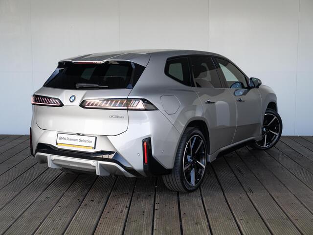 BMW X3 iX3 50 xDrive | M Sportpakket | Innovation Pack | Panoramadak | Head-Up Display | Harman-Kardon | Trekhaak