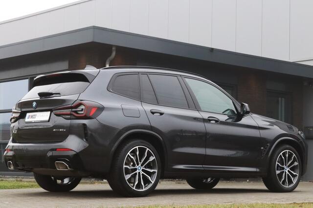 BMW X3 xDrive30e M Sport Pano M Stoelen Harman-Kardon