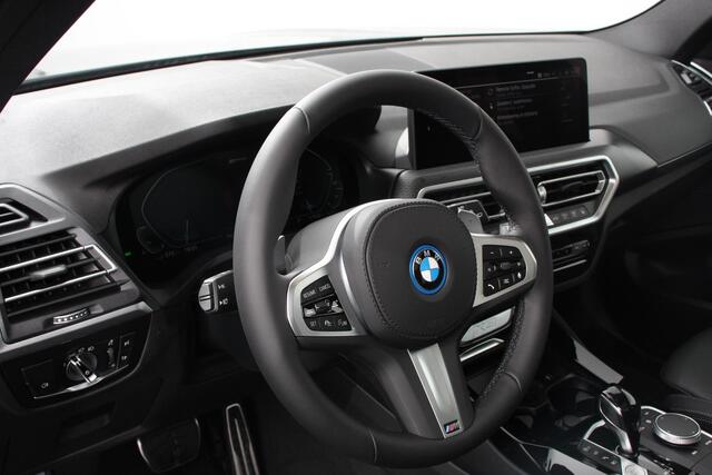 BMW X3 xDrive30e Hybrid M-Sport High Executive | Leder | Panoramisch Schuifdak | Hifi | Camera 360 | Active Cruise Control