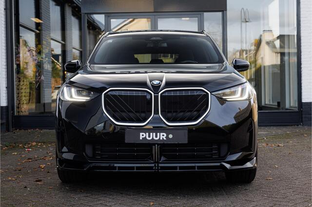 BMW X3 20 xDrive M-Performance Pano - Head Up - Iconic Glow - 360 Camera