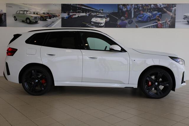 BMW X3 30e xDrive | M Sportpakket Pro | Comfort Access | Panorama Dak | Harman/Kardon | Elektr. Trekhaak