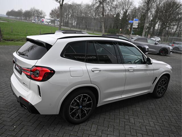 BMW X3 BMW X3 xDrive30e 292PK M-Sport Electr/Tr.Haak Keyless Sfeerverl Camera 19-Inch Black&White!