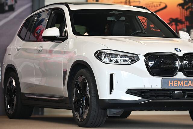 BMW X3 iX3 High Executive 80 kWh 1e eig / dealer onderhouden /