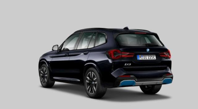 BMW X3 iX3 Executive 80 kWh Driving Assistant Professional - Comfort Access - Elektrisch verwarmde voorstoelen - Sportstoelen - Parking Pack - Automatisch dimmende binnenspiegel - Adaptief onderstel -