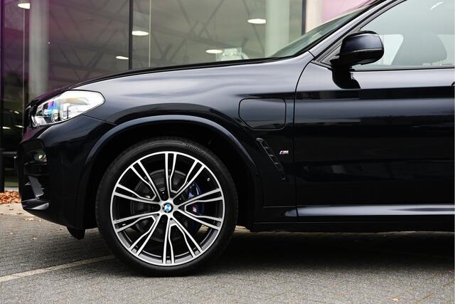 BMW X3 xDrive30e High Executive M Sport Automaat / Panoramadak / Sportstoelen / Comfort Access / Harman Kardon / Getint glas / LED