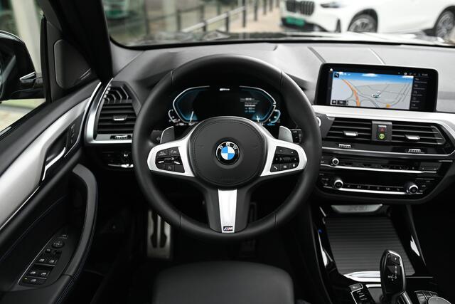 BMW X3 xDrive30e High Executive M Sport Automaat / Panoramadak / Sportstoelen / Comfort Access / Harman Kardon / Getint glas / LED