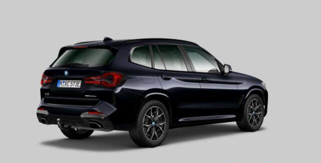 BMW X3 xDrive30e High Executive M Sport - Trekhaak - Panoramadak - Active Cruise Control - Parking Assistant Plus - Comfort Access - Head up - Getinte/geluiddempende ruiten - zonneschermen achter - Sportstoelen -