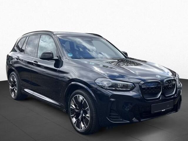BMW X3 iX3 M-SPORT 80 kWh (210kW/286pk) ** LED, LEDER, PANO, MEM, HuD, H&K SOUND, TREKH, 20-inch LMV ** 1e EIG - UNFALLFREI **