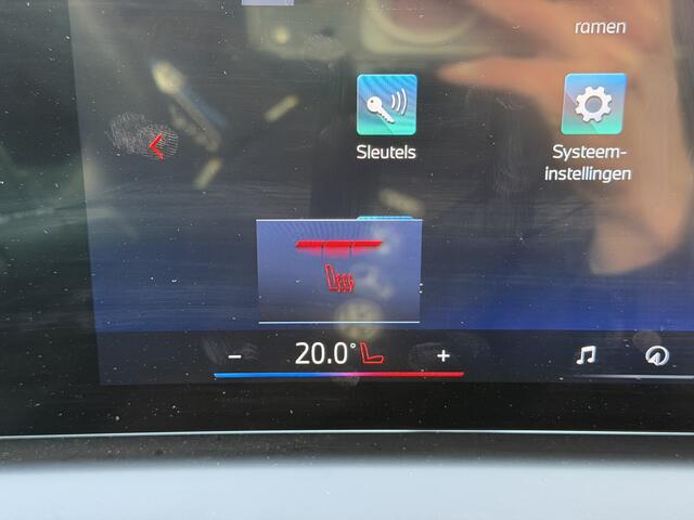 BMW X3 30e xDrive M Sport Pano-Dak | Iconic Glow | 360-Camera | Leer