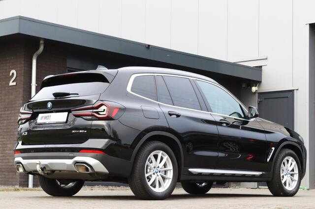 BMW X3 xDrive30e High Exe Trekhaak Leder 1e eig Carplay Dealer OH