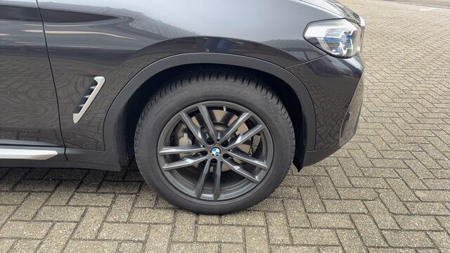 BMW X3 xDrive30i High Executive , Automaat, Leder, Schuif/Kanteldak, Camera, Cruise, Clima, Navi, Stoelverwarming, LMV 19 Inch + Winterwielen, PDC, BSM