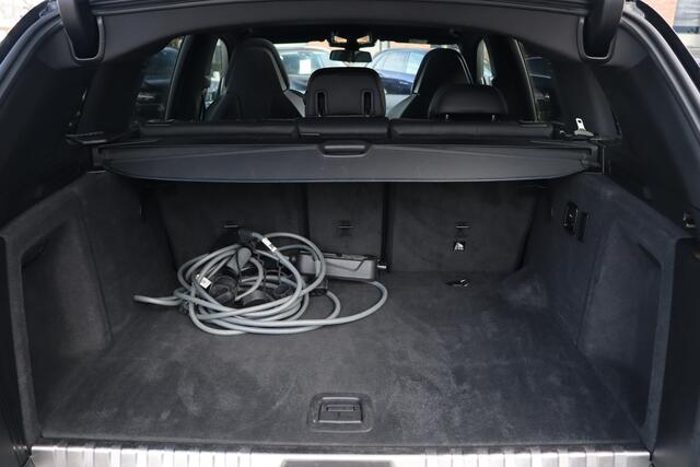 BMW X3 xDrive30e M-Sport | M Stoelen | Pano | Camera |