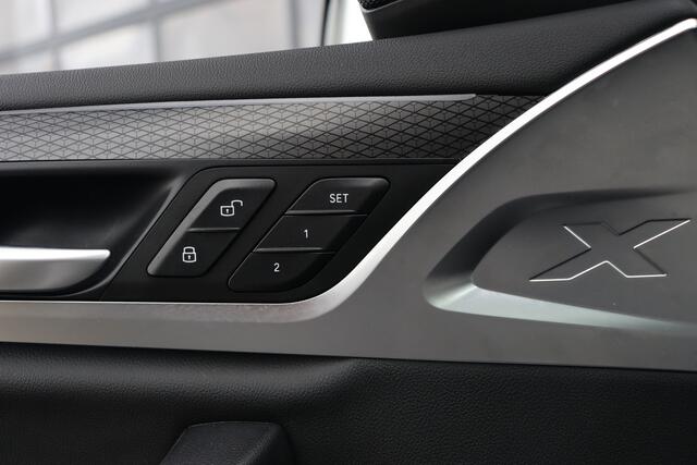 BMW X3 xDrive30e M-Sport | Led | Memory | Leder |