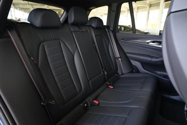 BMW X3 M40i xDrive High Executive | Driving Assistant Plus | 360 camera | Head-up Display | Harman & Kardon | Trekhaak | Panoramadak