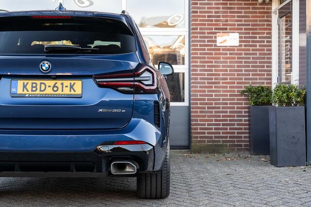 BMW X3 xDrive30e High Executive M Sport | Panorama | Head-Up | Laser | Comfort Access | Trekhaak | 20' Inch |