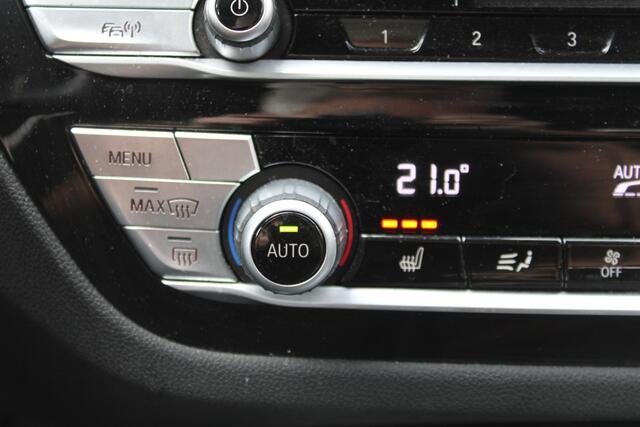 BMW X3 xDrive20i High Executive M-SPORT NAVI ECC LEER TH 86000KM!!!