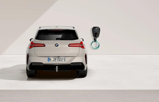 BMW X3 30e xDrive M Sport | Panodak | Trekhaak | Driving Assistant |