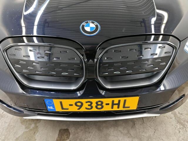BMW X3 iX3 Executive 80 kWh NL-AUTO SHADOW LINE | PANODAK | LEDER