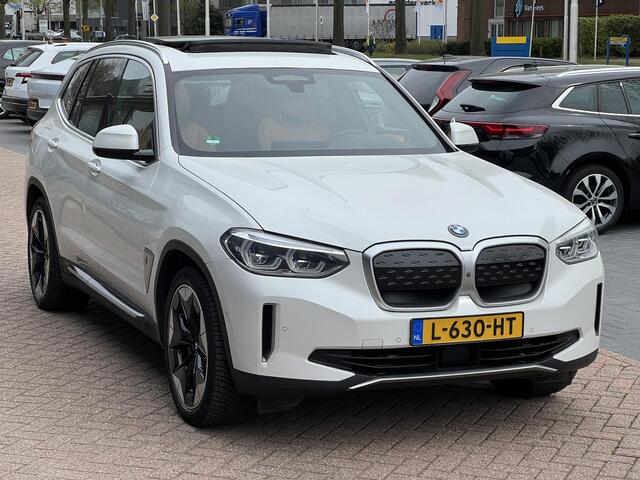 BMW X3 iX3 High Executive 80 kWh 286PK | SOH 93,6% | Leder | Panoramadak | Adaptieve Cruise Control | Harman Kardon | Carplay | Elektrische trekhaak