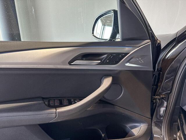 BMW X3 iX3 Executive 80 kWh | M Sport | Glazen Panoramadak | Stoelverwarming | Trekhaak |