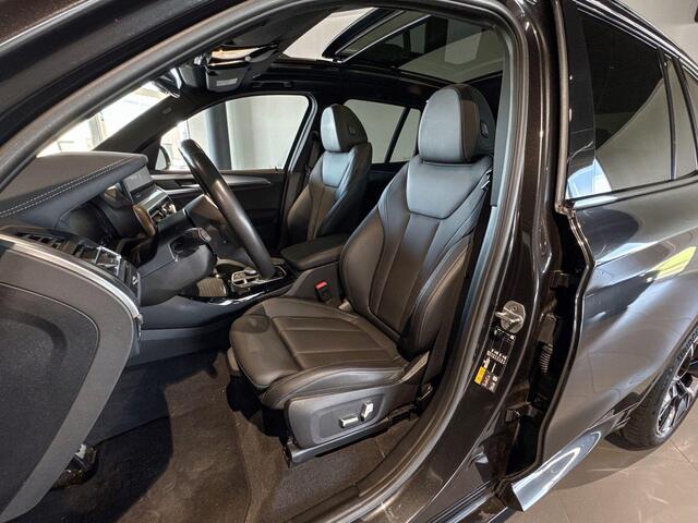 BMW X3 iX3 Executive 80 kWh | M Sport | Glazen Panoramadak | Stoelverwarming | Trekhaak |