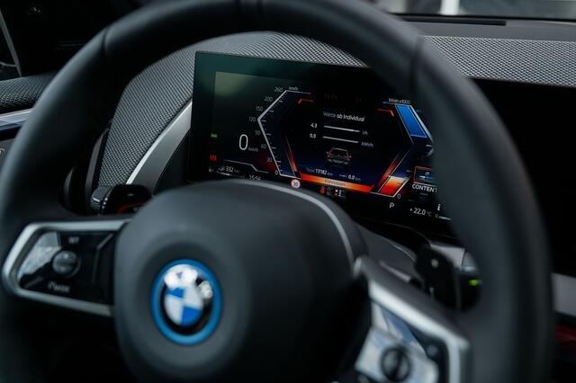 BMW X3 30exDrive 30e M Sport Pro | Panorama | Maxton | Driving Ass. Professional Harman/Kardon | Memory | Stoelventilatie | 21' Inch |