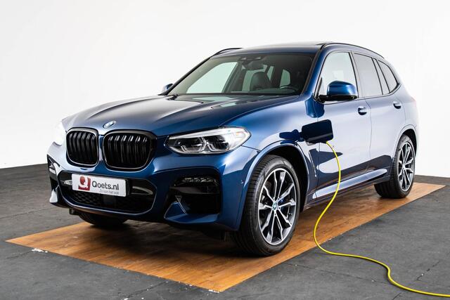 BMW X3 xDrive30e High Executive M Sport - Trekhaak - Panoramadak - Harman kardon - Head up - Elektrisch verstelbare/verwarmde stoelen - Comfort Access - Driving/Parking Assistant Plus - Sportstoelen -
